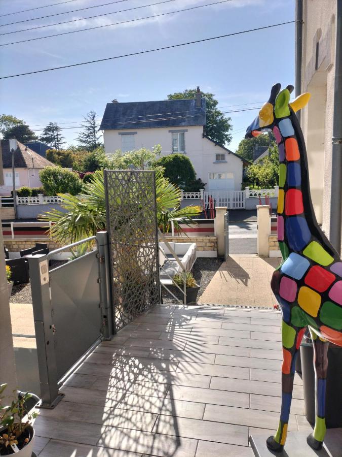 Hotel Le 6 3 Home Port En Bessin Екстер'єр фото